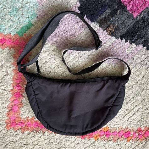 baggu crescent bag dupe.